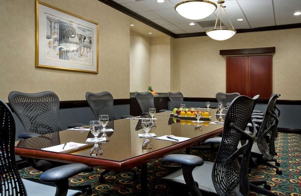 Images DoubleTree Suites by Hilton Hotel & Conference Center Chicago-Downers Grove