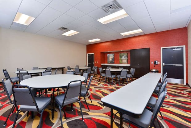 Images Hampton Inn & Suites California University-Pittsburgh