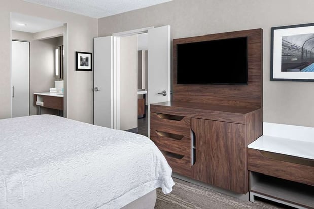 Images Hampton Inn & Suites Chicago-Downtown
