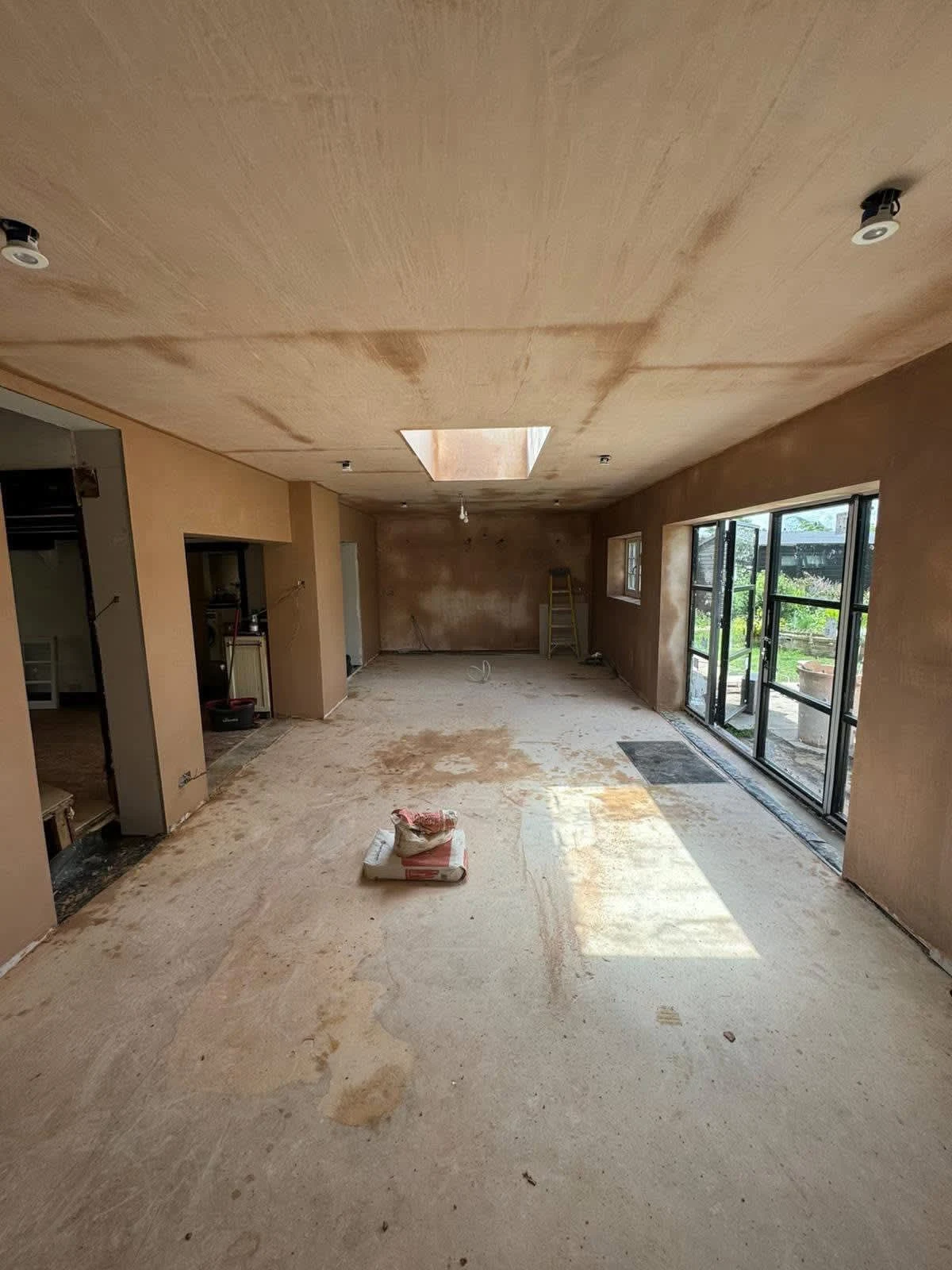 Images Pristine Plastering and Damp Proofing Ltd