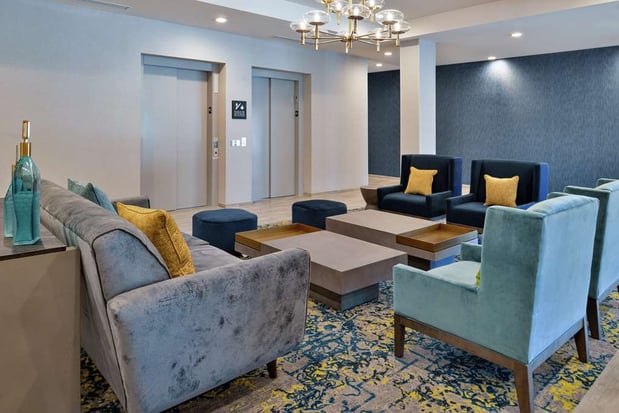 Images Hampton Inn Cedar Falls Downtown