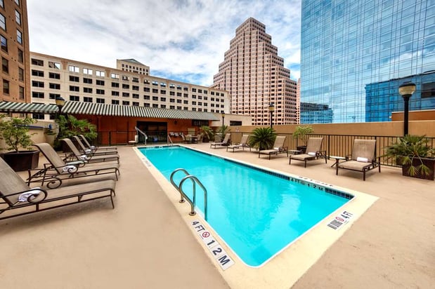 Images Hampton Inn & Suites Austin Downtown