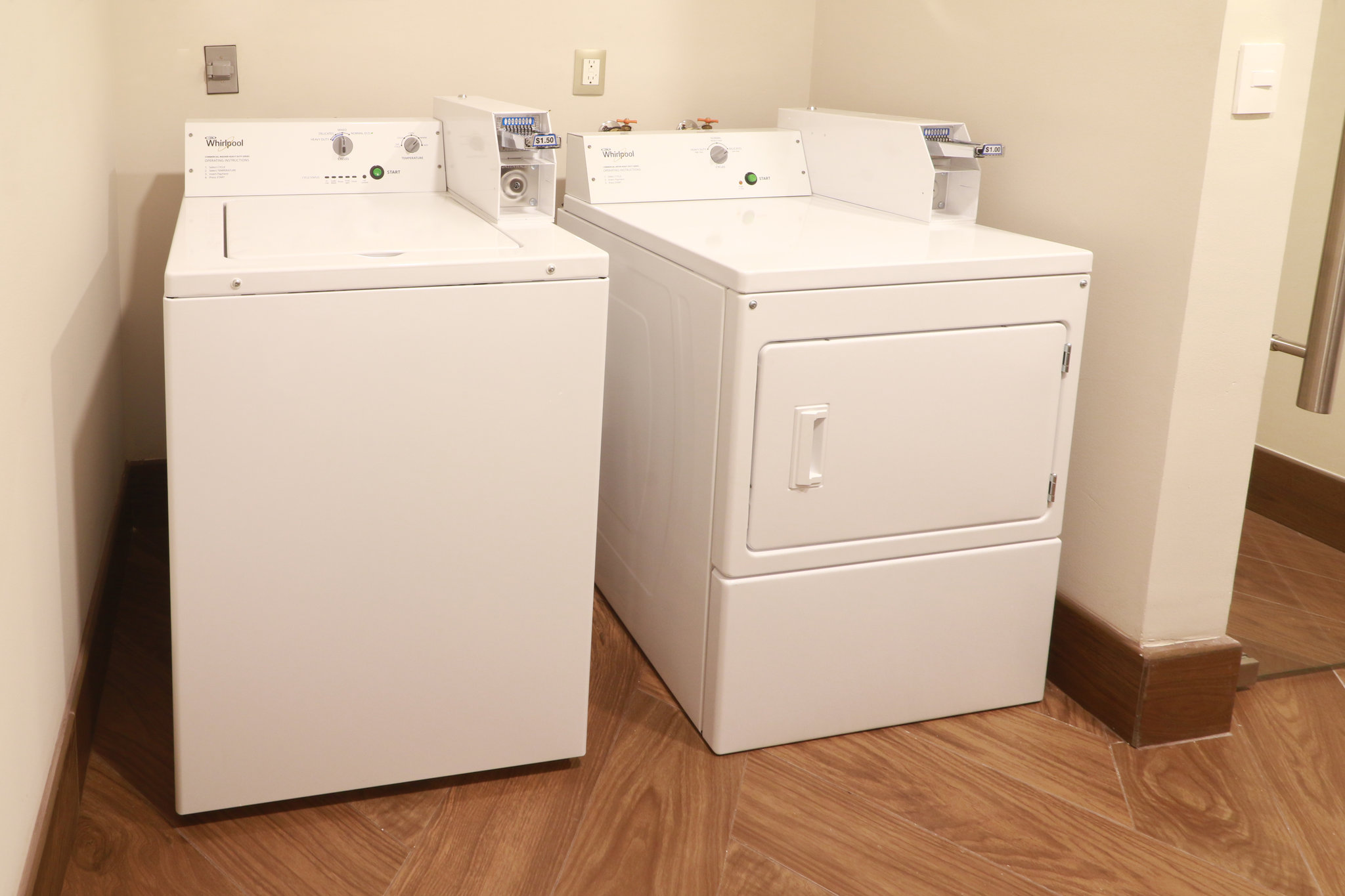 Images Holiday Inn & Suites Monterrey Apodaca Zona Airport by IHG