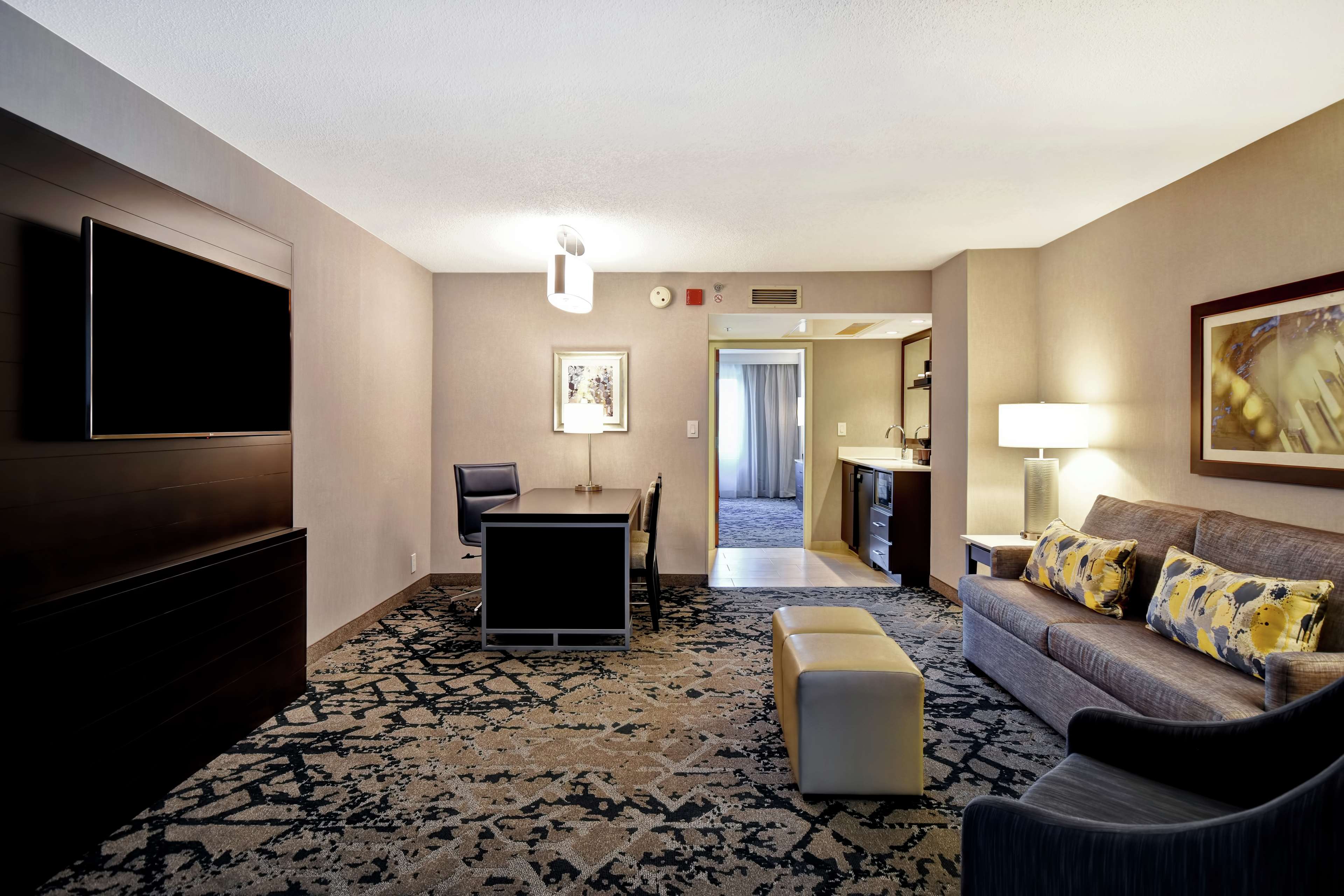 Guest room