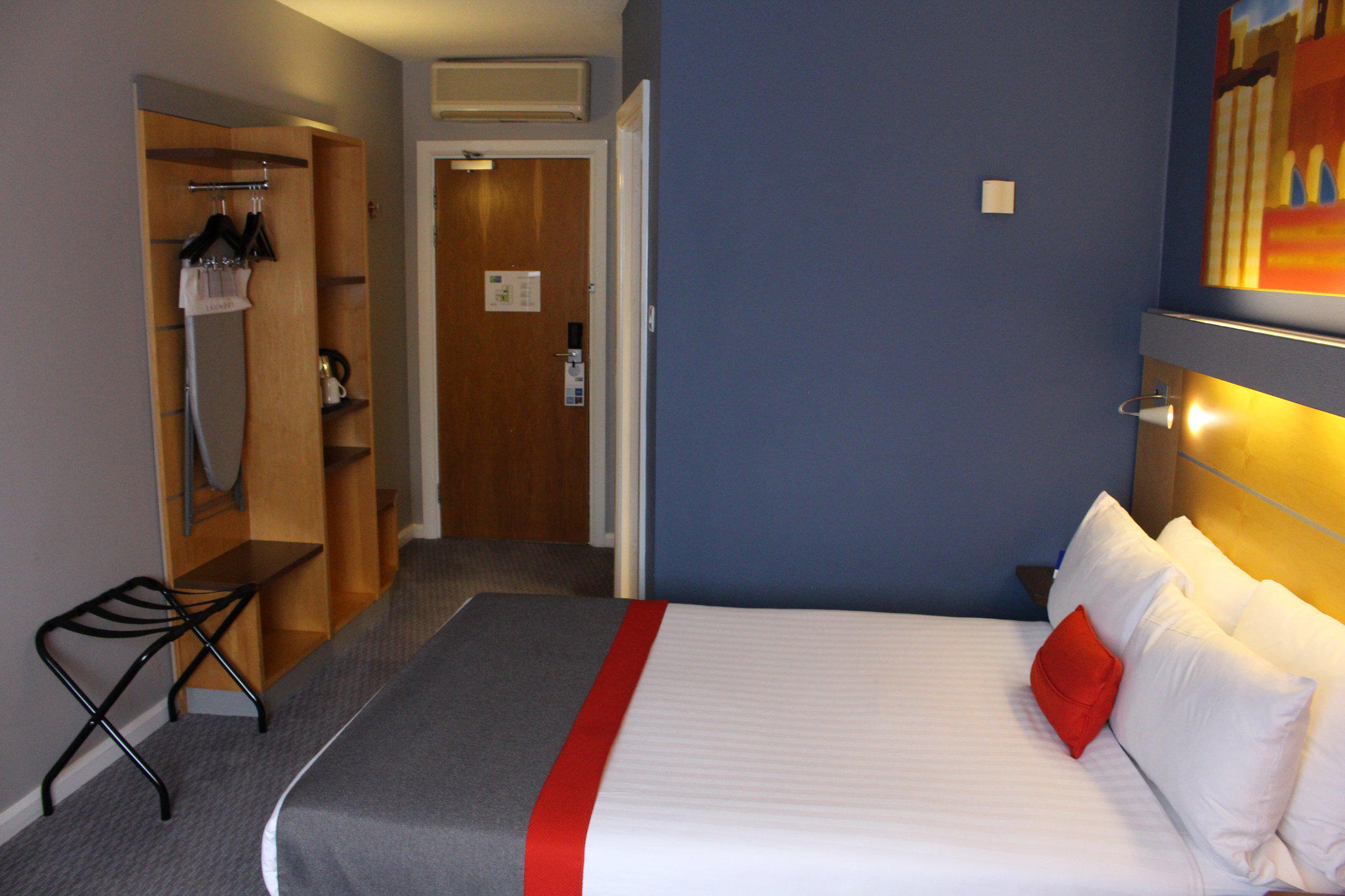 Images Holiday Inn Express London - Croydon, an IHG Hotel