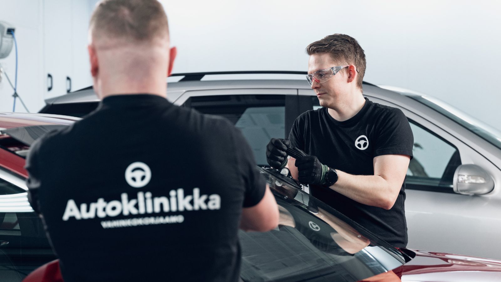 Images Autoklinikka Savonlinna, kolarikorjaus ja tuulilasin korjaus