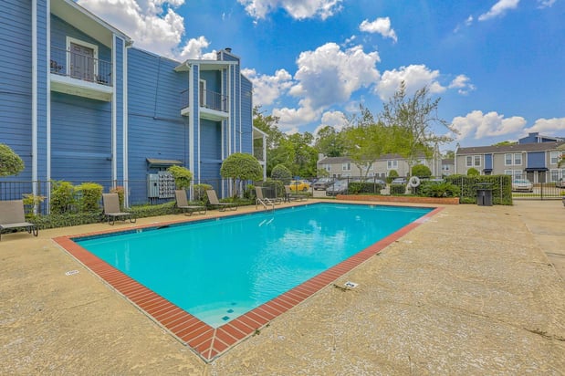 Images Fairway View Apartments