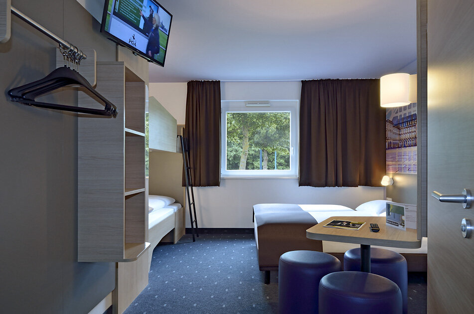 Bilder B&B HOTEL Mannheim-Neuostheim