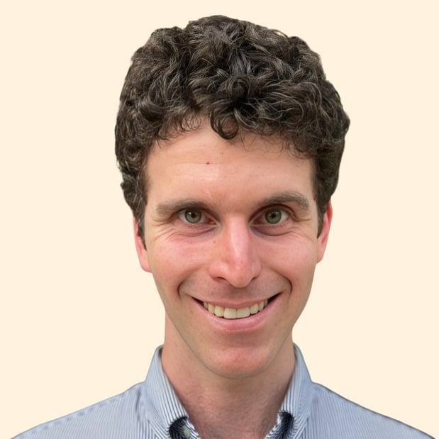 Images Eli Beller, Counselor