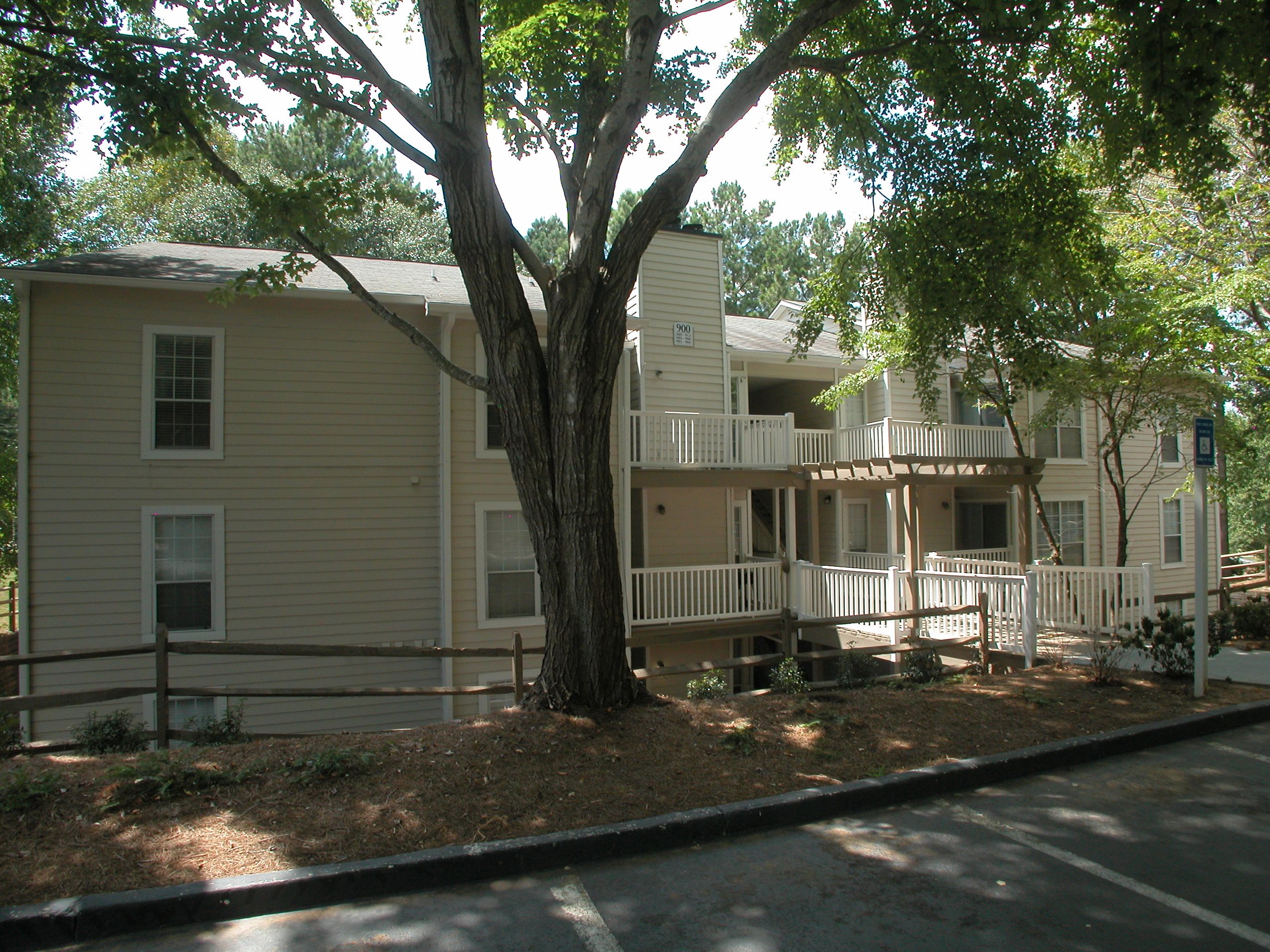 Vinings Apartments Photo