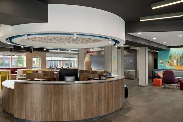 Images Tru by Hilton Sandusky