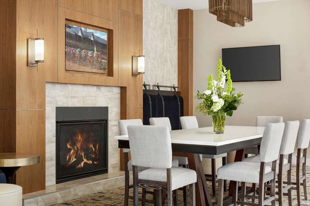 Images Hilton Garden Inn Louisville Downtown