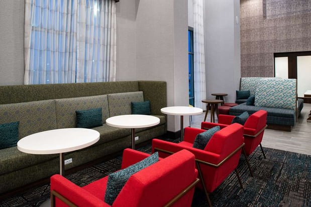 Images Hampton Inn & Suites Adrian