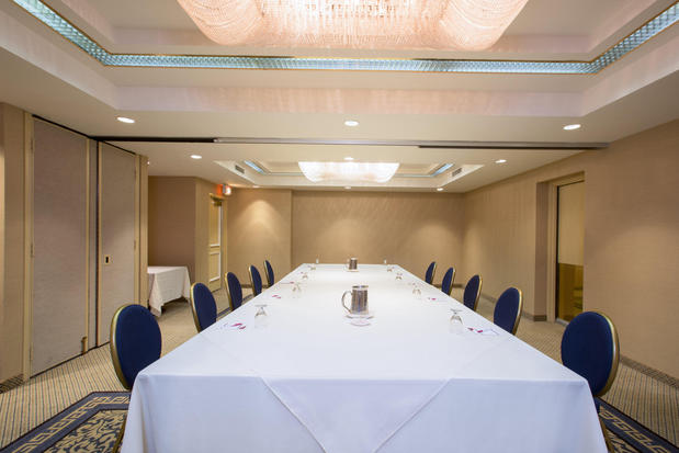 Images Crowne Plaza Los Angeles Harbor Hotel by IHG