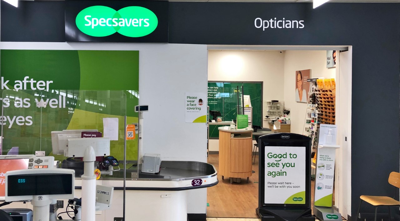 Images Specsavers Opticians and Audiologists - Bridgend Derwen Sainsbury's
