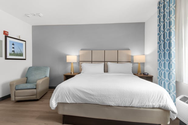 Images Candlewood Suites Pensacola - University Area by IHG