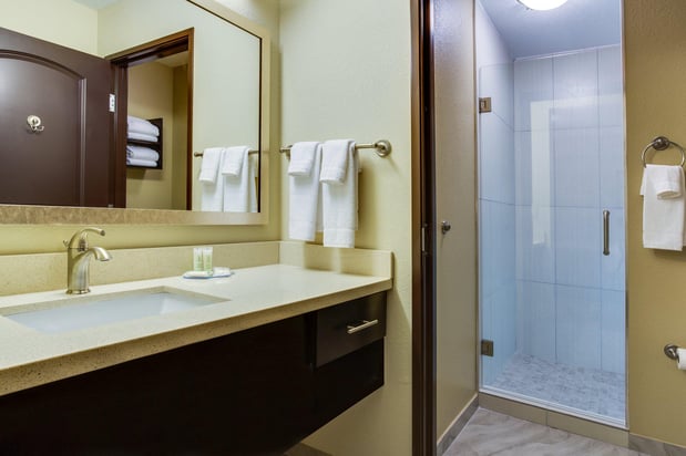 Images Staybridge Suites Atlanta Airport by IHG