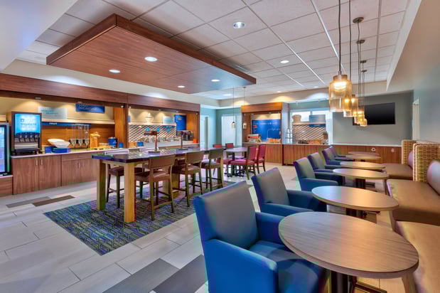 Images Holiday Inn Express & Suites Effingham by IHG