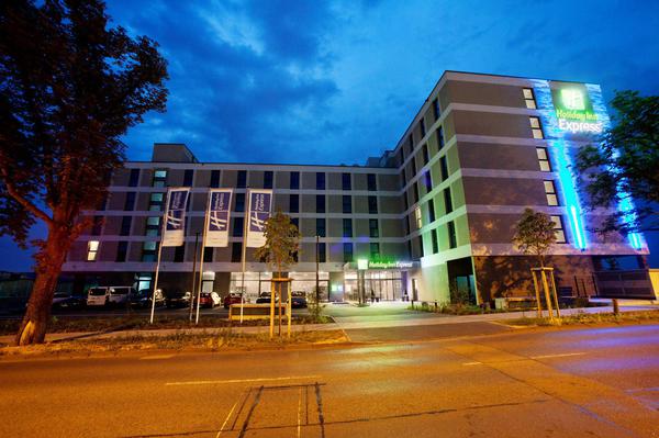 Bilder Holiday Inn Express Darmstadt by IHG