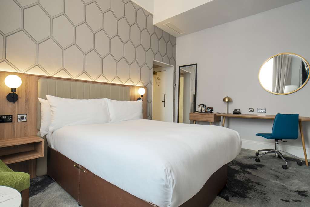 chester the queen bedrooms