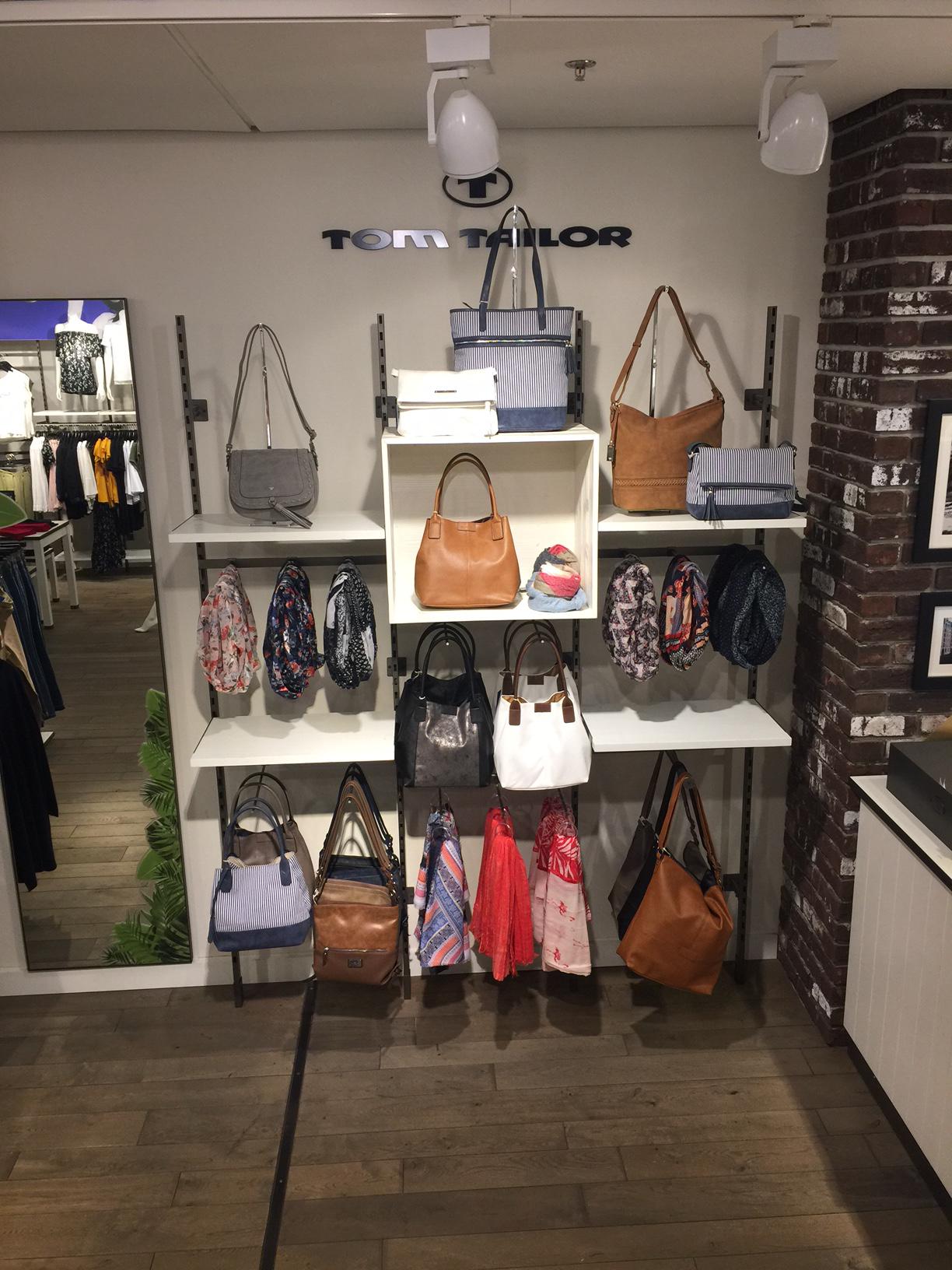 TOM TAILOR Store, Museumstr. 3 / Westliche Karl-Friedrich-Str. in Pforzheim