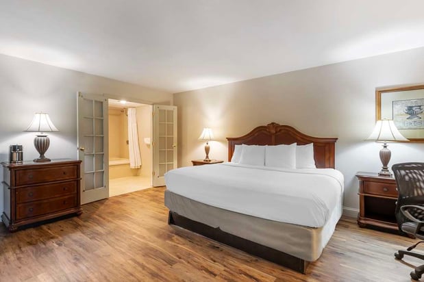 Images Best Western Plus Steeplegate Inn