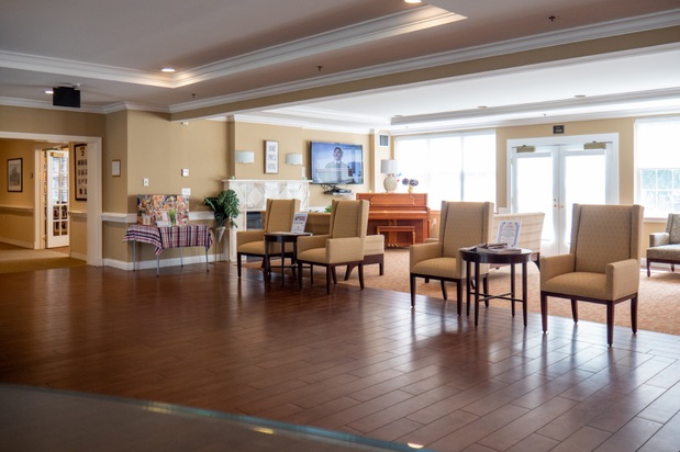 Images Benchmark at Ridgefield Crossings