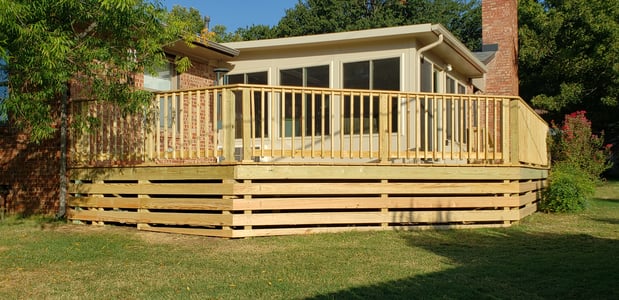 Images Artisan Deck & Patio