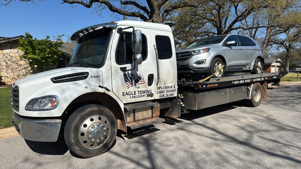 Images Eagle Towing & Recovery
