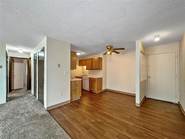 Images Foxwood Apartments