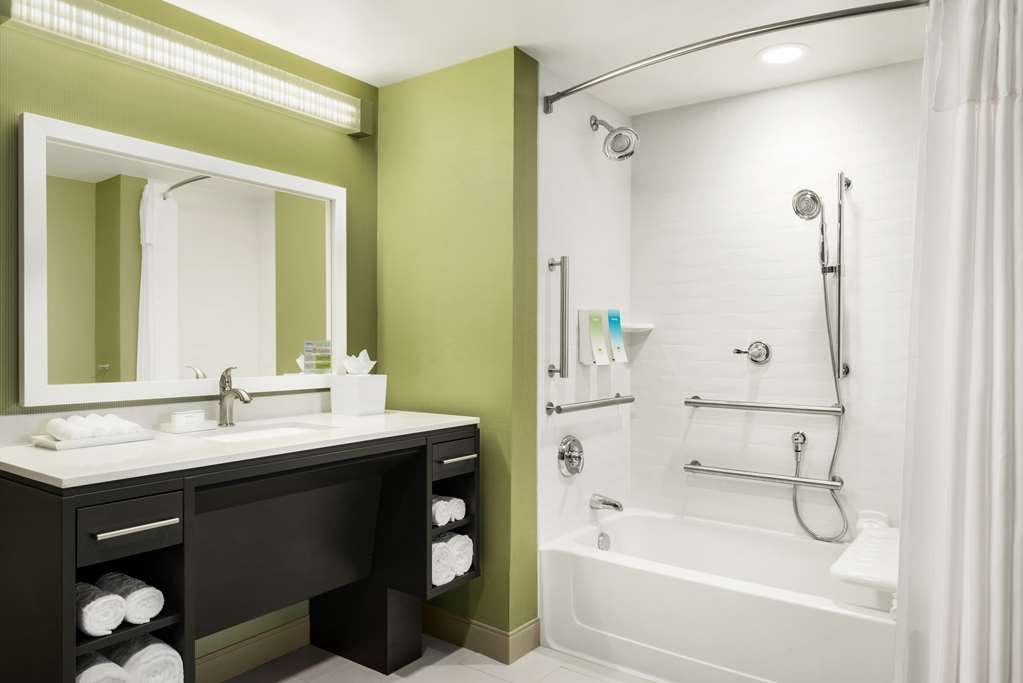 Guest room bath Home2 Suites by Hilton Menomonee Falls Milwaukee Menomonee Falls (262)737-7100