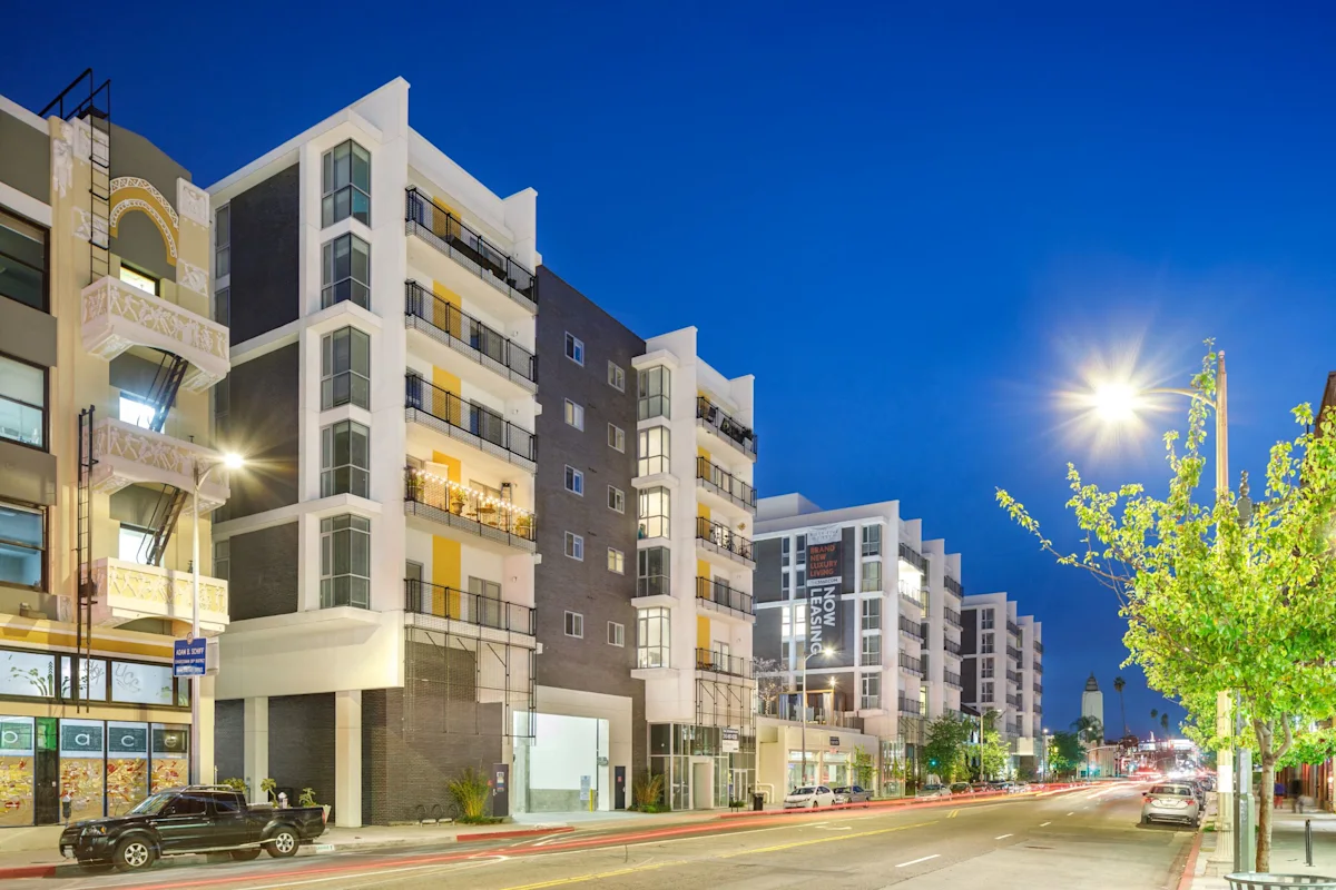 Apartment building