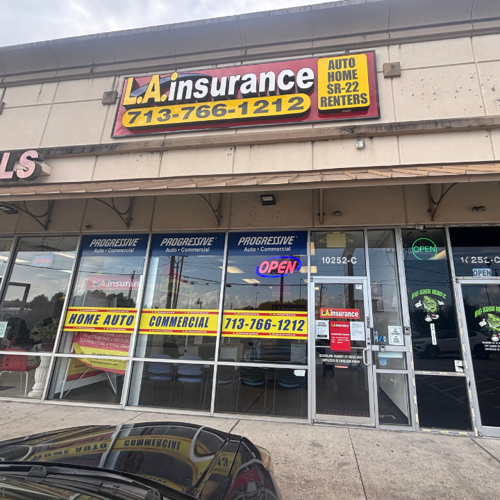 Exterior of the L.A. Insurance Agency located at 10252 Almeda Genoa Rd in TX 