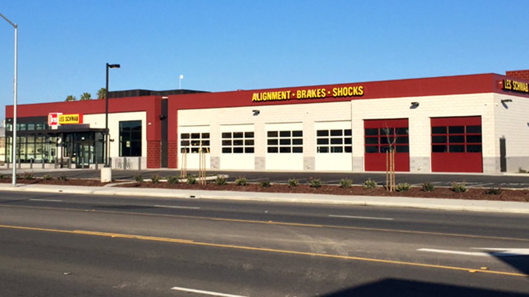 Les Schwab Tire Center