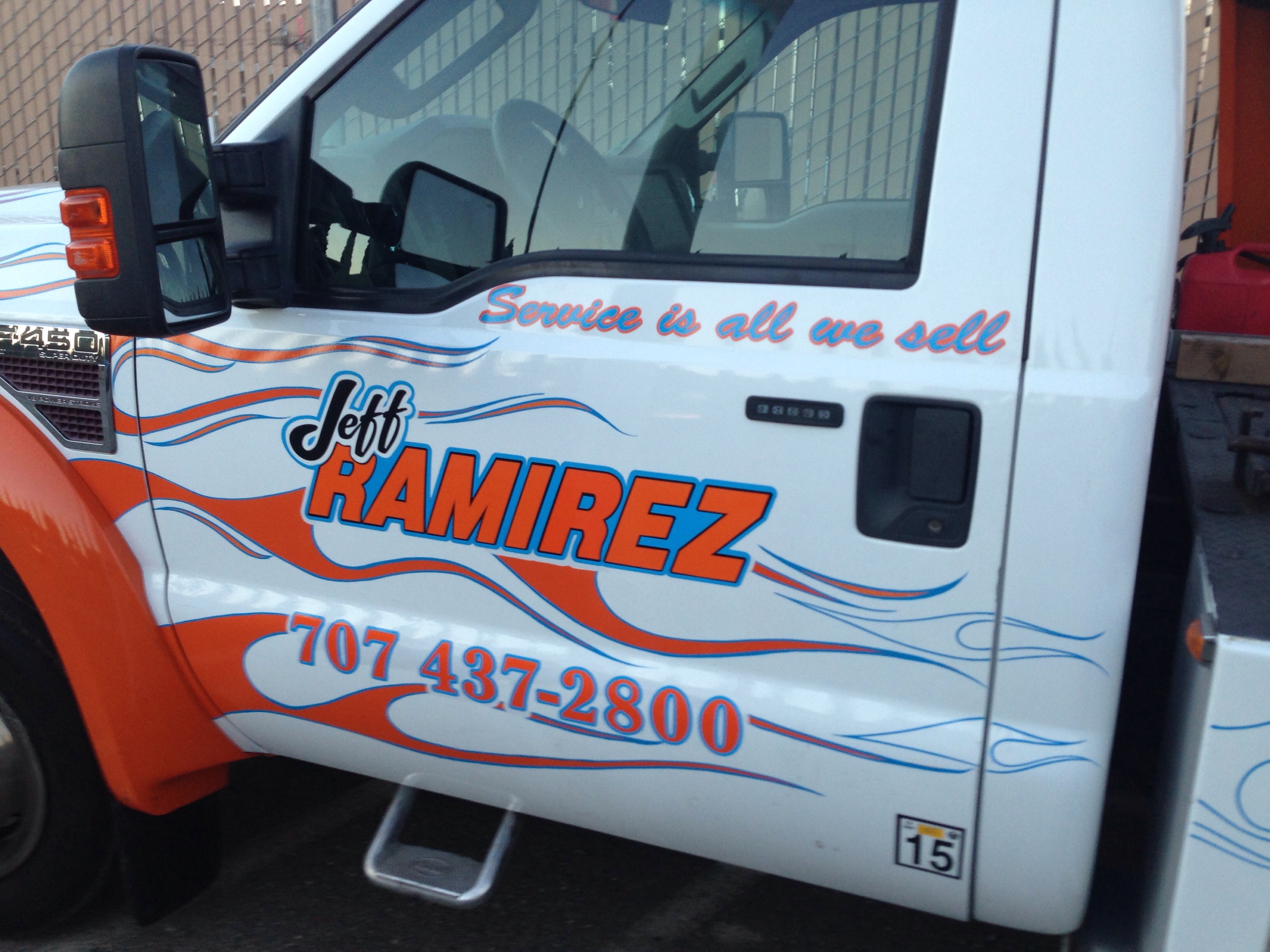 Jeff Ramirez Towing | Fairfield, California | 707-437-2800 | Emergency Roadside Assistance | Acciden Jeff Ramirez Towing Fairfield (707)437-2800