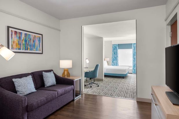Images Hilton Garden Inn West Palm Beach Airport