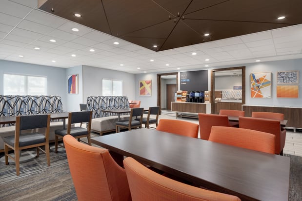 Images Holiday Inn Express & Suites Saginaw by IHG