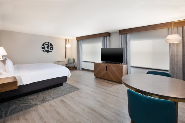 Images Holiday Inn Ontario Airport by IHG