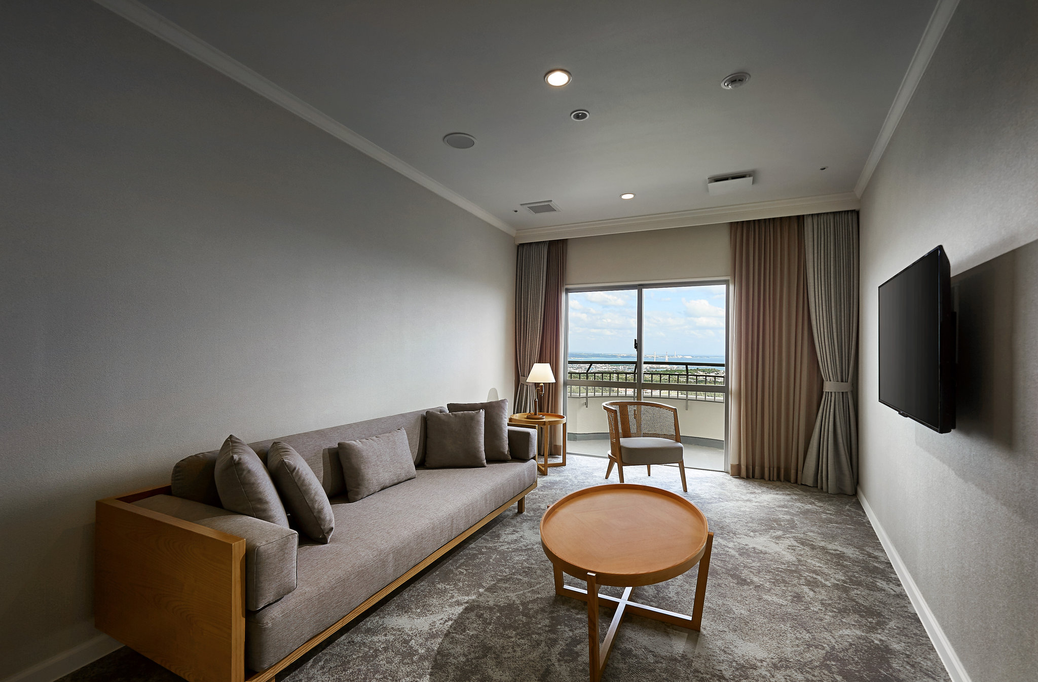 Images ANA Crowne Plaza Resort Okinawa Uruma Hills by IHG