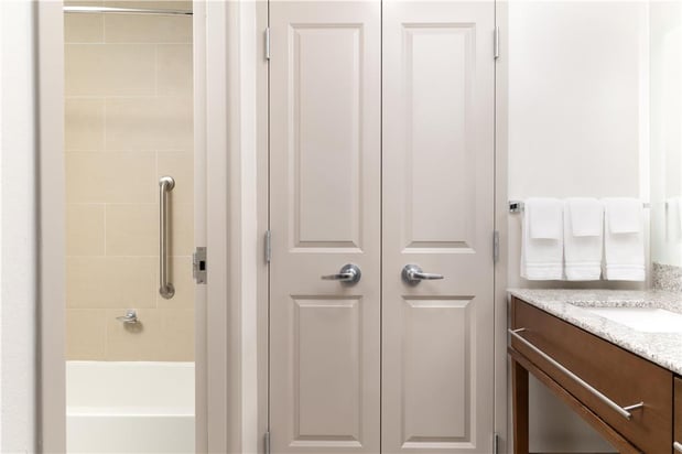 Images Homewood Suites by Hilton Wauwatosa Milwaukee