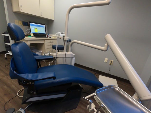 Images Atlanta Implants and Periodontics | Dr. N. Gail McLaurin, DMD
