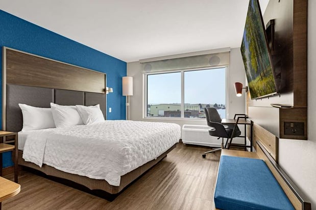 Images Tru by Hilton Colorado Springs Airport