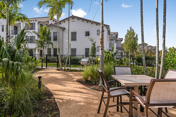 Images Boca Vue Apartments
