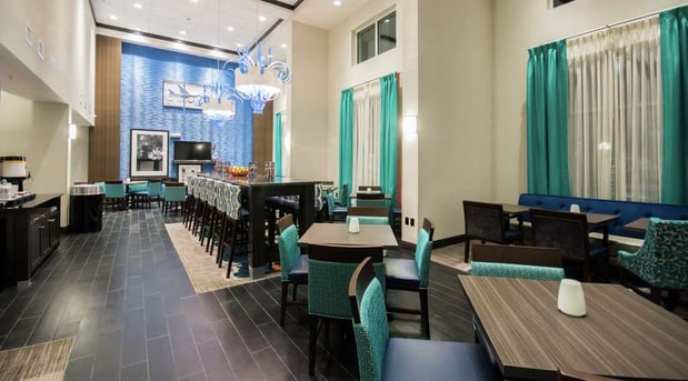 Images Hampton Inn & Suites Orlando at SeaWorld