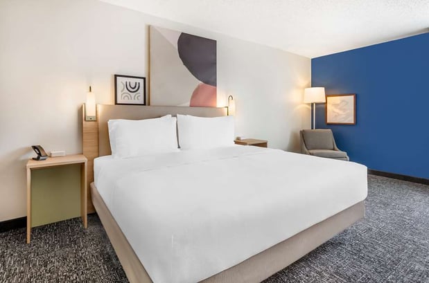 Images Spark by Hilton Roanoke Airport