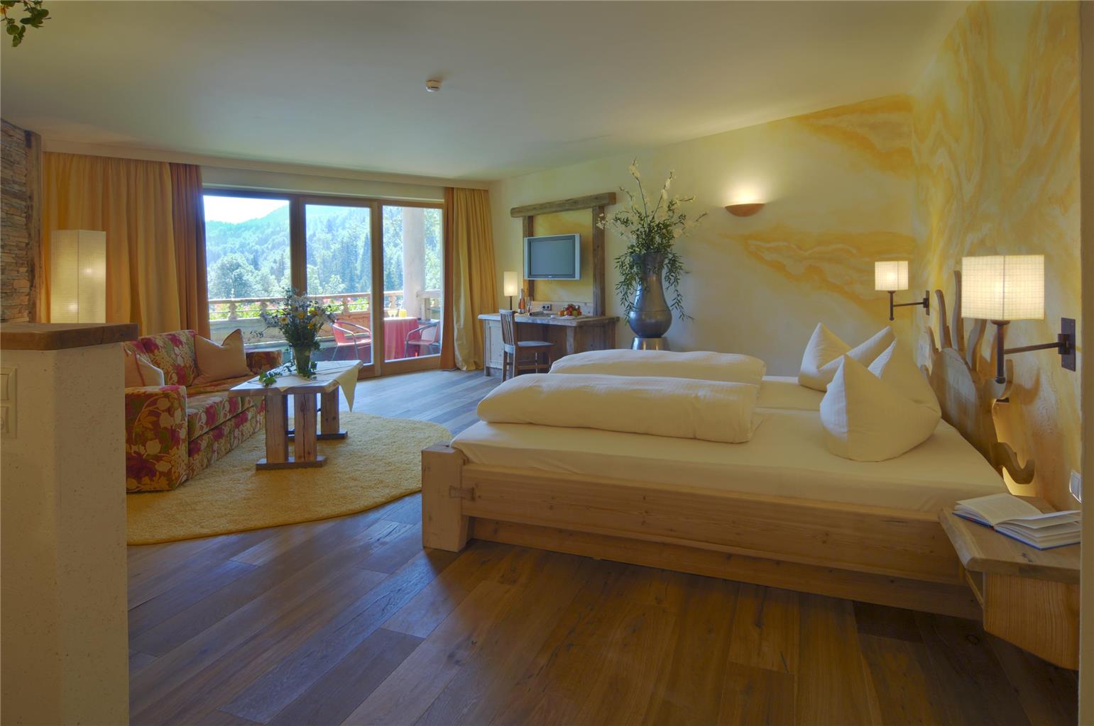 Feuriger Tatzlwurm Berghotel & Spa, BW Signature Collection, Tatzelwurm 1 in Oberaudorf
