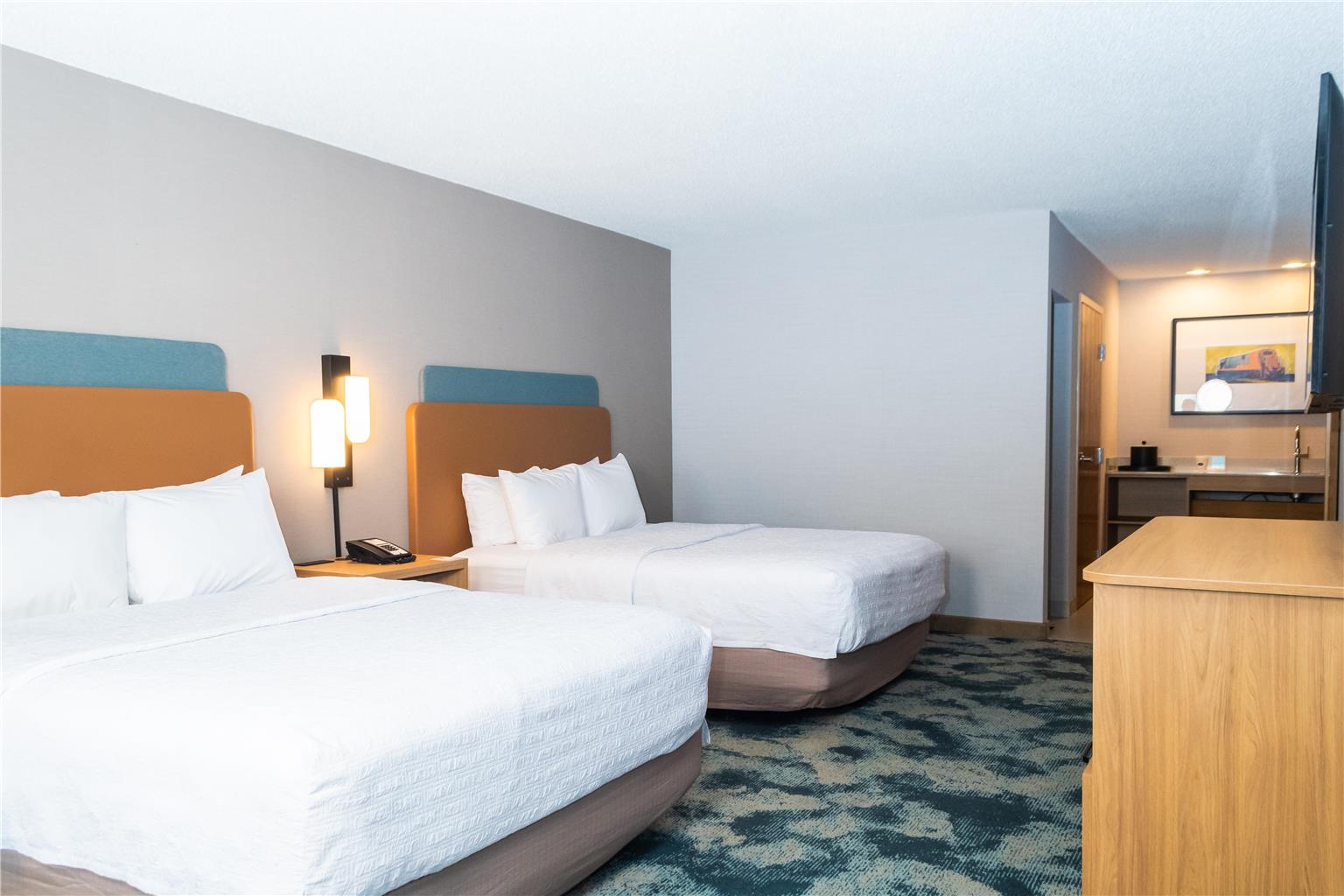 Guest room