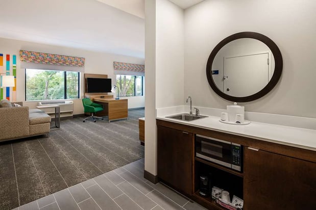 Images Hampton Inn & Suites Raleigh Midtown