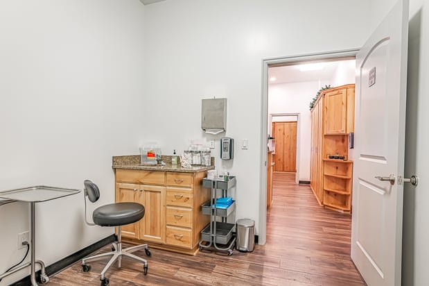 Images Dr. Jesse Riley, DPM | Podiatrist | Foot & Ankle Specialist