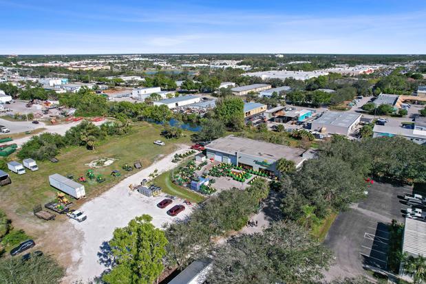 Images Everglades Equipment Group